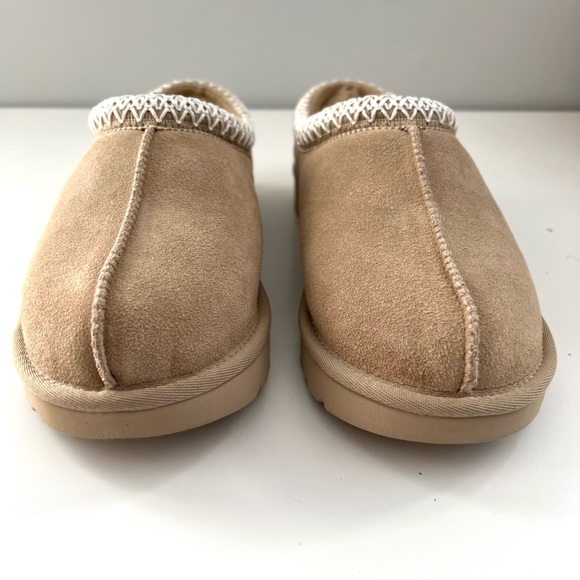 🚨LAST ONE! UGG TASMAN SLIPPERS-NEW MUSTARD SEED COLOR- WOMEN’S📍(PRICE IS FIRM) - Picture 9 of 16
